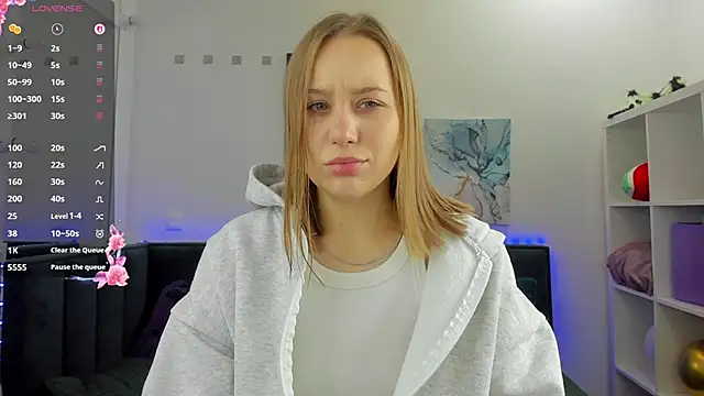 Snapshot of Melissa_new22 chatting on 11/10/25, 12:53 Melissa new22 online show from 11/10/25, 12:53