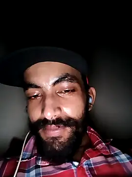 Snapshot of favgod chatting on 10/20/25, 06:19 favgod online show from 10/20/25, 06:19