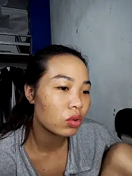 Snapshot of pusi_xinh chatting on 10/20/25, 02:56 pusi xinh online show from 10/20/25, 02:56