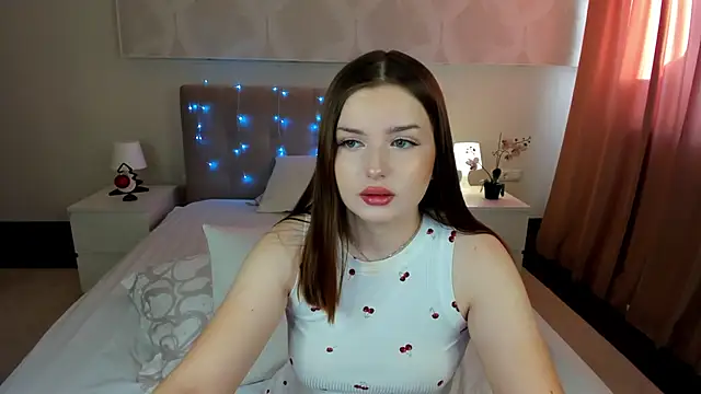 Maria Reiiden online show from 11/29/25, 07:55