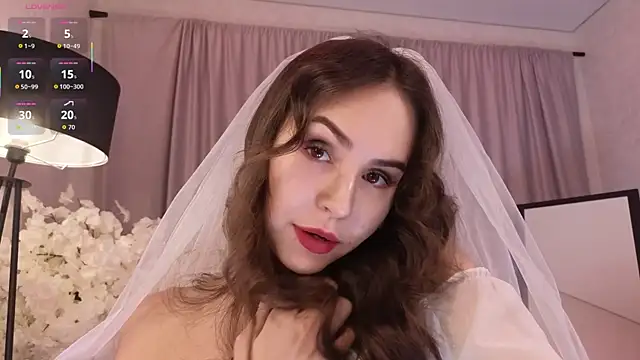Snapshot of LionKierra chatting on 10/25/25, 03:14 LionKierra online show from 10/25/25, 03:14