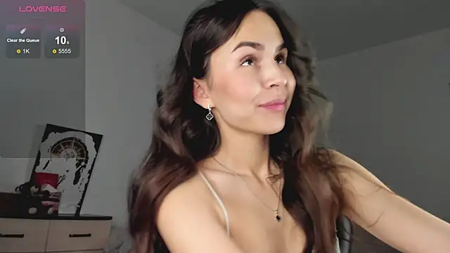 Snapshot of LionKierra chatting on 11/19/25, 04:12 LionKierra online show from 11/19/25, 04:12