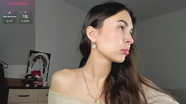 Snapshot of LionKierra chatting on 11/23/25, 03:06 LionKierra online show from 11/23/25, 03:06