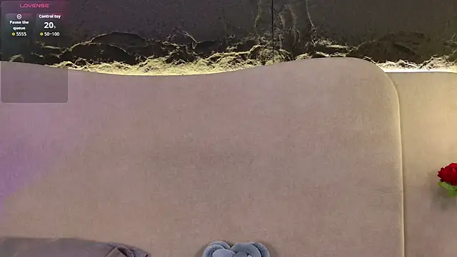 AmyCarammel online show from 11/12/25, 04:40