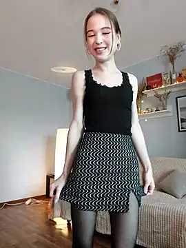 Stacey Will online show from 10/12/25, 10:47