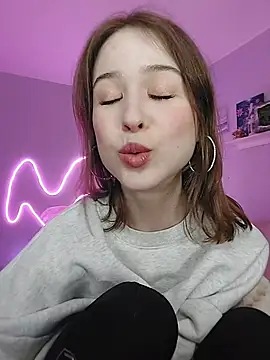 Snapshot of Stacey_Will chatting on 05/04/26, 08:27 Stacey Will online show from 05/04/26, 08:27