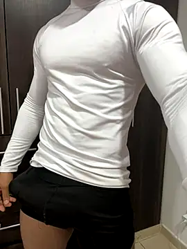 LianScott  online show from 10/17/25, 07:16