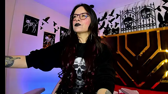 Evangelinejoness  online show from 11/02/25, 11:56