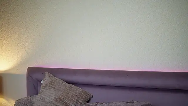 JoelleApril online show from 07/09/26, 08:13