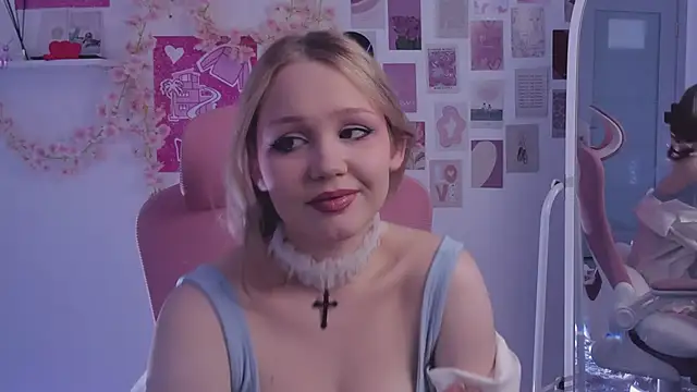 SweetCutie19 online show from 10/16/25, 06:20