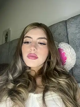 AlessiaLuxx online show from 07/25/26, 01:47