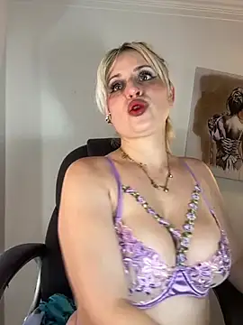 Adeline 1 online show from 06/09/26, 02:45