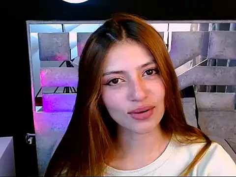 Snapshot of viky_evanss chatting on 10/29/25, 07:04 viky evanss online show from 10/29/25, 07:04