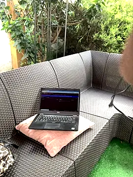 Snapshot of ElectraPink_ chatting on 10/20/25, 12:38 ElectraPink  online show from 10/20/25, 12:38