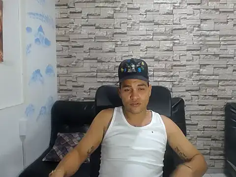 rom weasley online show from 10/12/25, 01:54