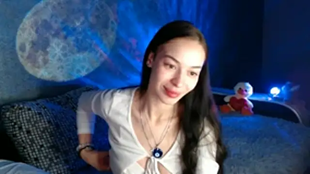 Daphne Darkthorn online show from 11/13/25, 12:09