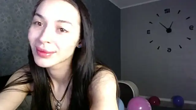 Daphne Darkthorn online show from 11/30/25, 10:03