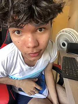 Im Camii online show from 11/27/25, 06:21