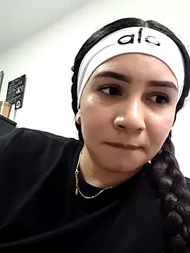 sophia salazar18 online show from 10/23/25, 08:29