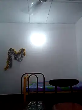 Expose Queen online show from 07/11/26, 05:48