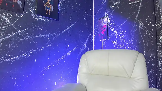 DerryAndIzzy online show from 07/08/26, 05:01