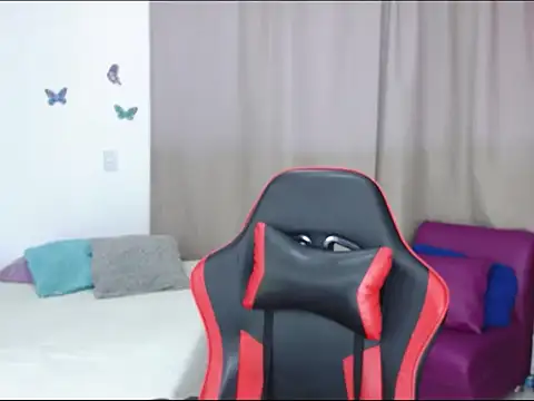 skarlett222 online show from 10/14/25, 10:43