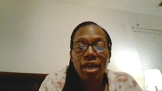Snapshot of SweetCandy85 chatting on 10/22/25, 02:56 SweetCandy85 online show from 10/22/25, 02:56