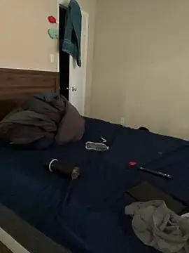 Snapshot of sniper2801 chatting on 10/12/25, 03:11 sniper2801 online show from 10/12/25, 03:11