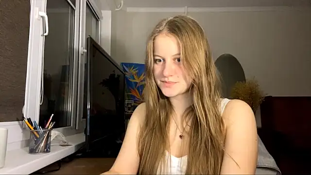 Snapshot of SeritaPickett chatting on 10/31/25, 04:52 SeritaPickett online show from 10/31/25, 04:52