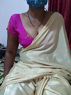 Snapshot of Best_Kannada_Couple chatting on 10/18/25, 05:21 Best Kannada Couple online show from 10/18/25, 05:21