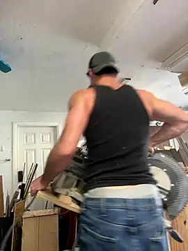 Snapshot of TactileMode8 chatting on 10/29/25, 08:21 TactileMode8 online show from 10/29/25, 08:21