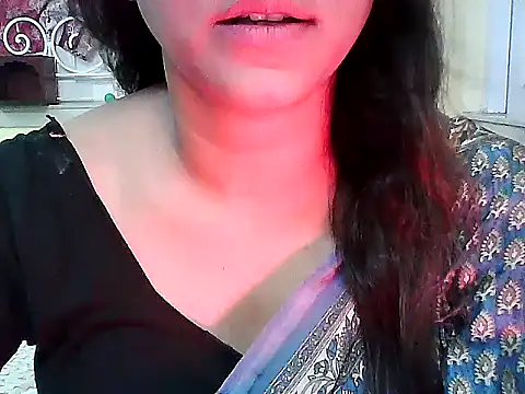 Snapshot of Model_Srinika chatting on 10/25/25, 12:34 Model Srinika online show from 10/25/25, 12:34