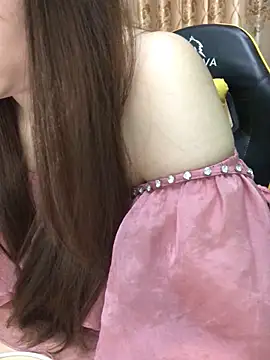 Snapshot of baby_sex24 chatting on 10/16/25, 04:13 baby sex24 online show from 10/16/25, 04:13