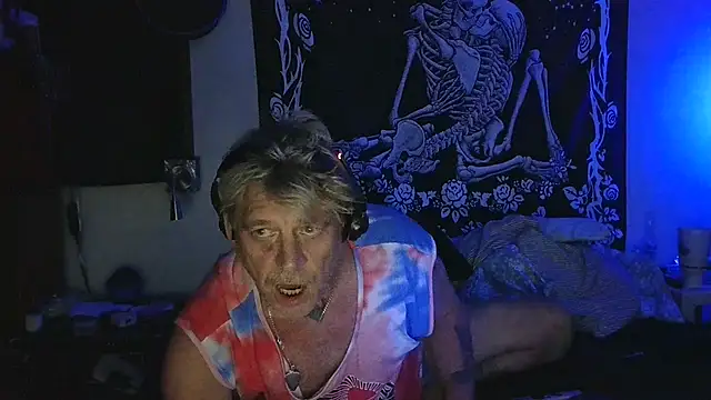 whitehole4bbc252 online show from 06/06/26, 06:07