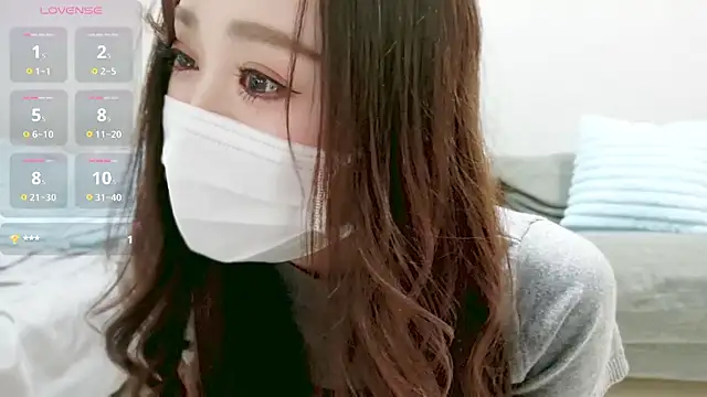 Snapshot of rina__rina__rina chatting on 11/04/25, 04:44 rina rina rina online show from 11/04/25, 04:44