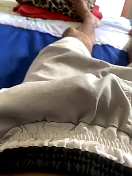 Snapshot of Gomes177 chatting on 10/25/25, 02:24 Gomes177 online show from 10/25/25, 02:24