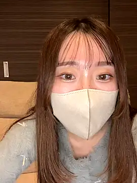 yura ra ra online show from 11/21/25, 01:10