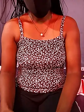 Mishel hot online show from 10/28/25, 02:42