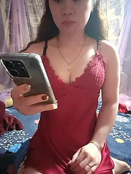 Snapshot of LeanaLy chatting on 01/12/26, 02:06 LeanaLy online show from 01/12/26, 02:06