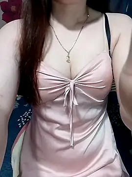 Snapshot of LeanaLy chatting on 03/16/26, 11:20 LeanaLy online show from 03/16/26, 11:20