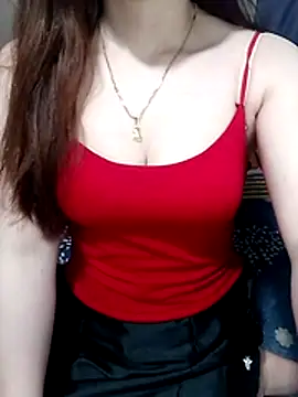 Snapshot of LeanaLy chatting on 03/24/26, 01:10 LeanaLy online show from 03/24/26, 01:10