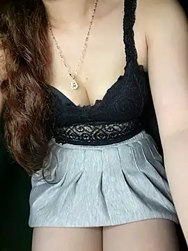 Snapshot of LinaCii chatting on 10/17/25, 06:38 LinaCii online show from 10/17/25, 06:38
