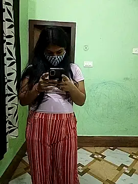 Snapshot of PG_girl_12th chatting on 10/13/25, 08:09 PG girl 12th online show from 10/13/25, 08:09