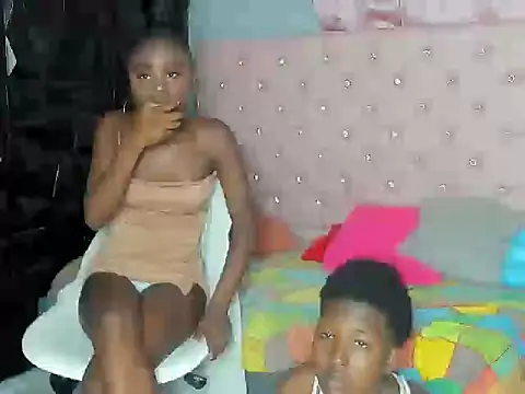 NalaAndSuri online show from 10/31/25, 04:46