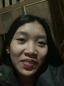 Snapshot of linh-lan1 chatting on 02/04/26, 12:44 linh-lan1 online show from 02/04/26, 12:44