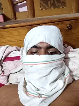 delhi  man 1 online show from 06/12/26, 07:13