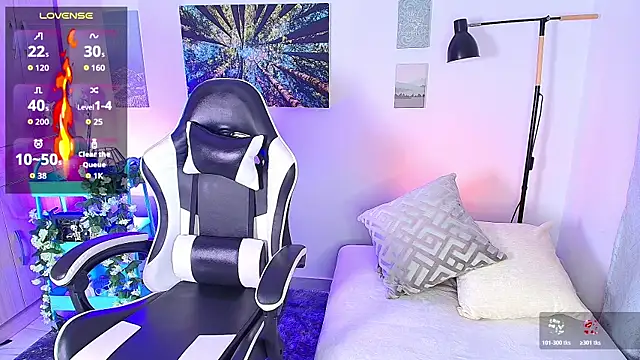 Snapshot of Alex_carter chatting on 11/04/25, 10:36 Alex carter online show from 11/04/25, 10:36