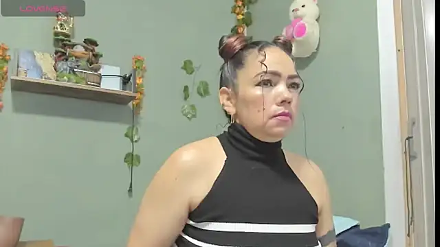 Sharlott smith online show from 10/24/25, 07:54