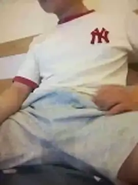 Snapshot of gande_003 chatting on 11/03/25, 03:35 gande 003 online show from 11/03/25, 03:35