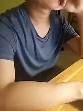 Snapshot of gande_003 chatting on 11/22/25, 03:11 gande 003 online show from 11/22/25, 03:11